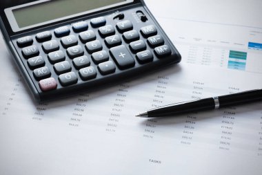 Hesap makineli bütçe konsepti. Maliye ve ekonomi