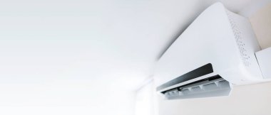 Beyaz duvar odasındaki klima iç plan, kopyalama alanı