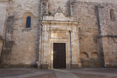 San Pedro Kilisesi ve San Idefonso, Zamora, Castilla y Leon, İspanya