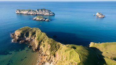 Cuerno noktası ve adaları, Cuchia, Cantabria, İspanya