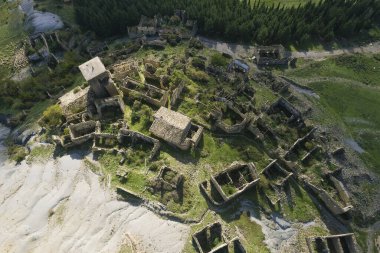 Esco Köyü, Zaragoza, Aragon, İspanya terk