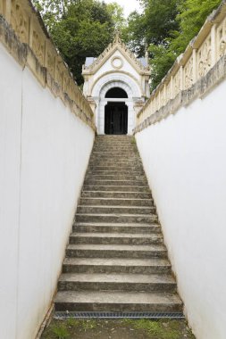 Betharram Mabedi, Pireneler Atlantik, Fransa