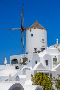 Yunan adası Santorini, Ege Denizi 'ndeki resim ve romantik manzara