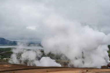 İzlanda 'nın görkemli doğasına yolculuk