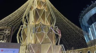 Second biggest mall in Thailand. Luxury brands and high-end stored.