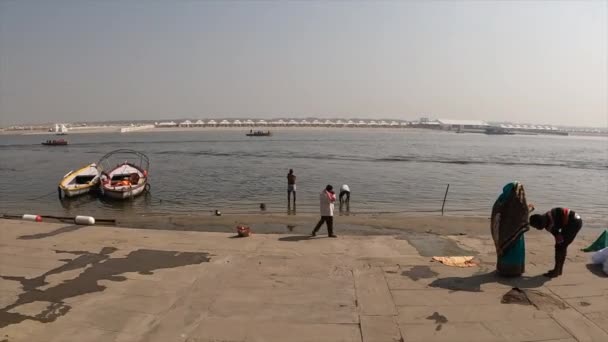 Walking Ganges River Varanasi India — Stok Video