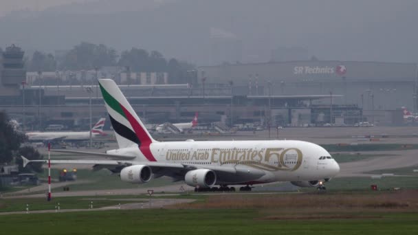 Zurich Switzerland October 2022 Emirates Airbus A380 800 Superjumbo Jet — стокове відео