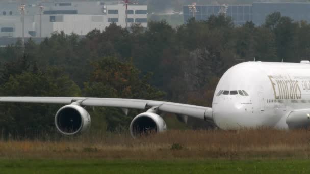 Zurich Suiza Octubre 2022 Emirates Airbus A380 800 Superjumbo Jet — Vídeos de Stock
