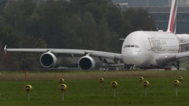 Zurich Svizzera Ottobre 2022 Emirates Airbus A380 800 Superjumbo Jet — Video Stock