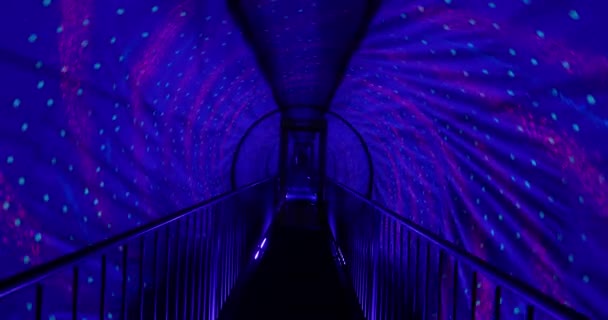 Fairground Attraction Dark Tunnel View Spinning Blue Starry Sky Imitation — Vídeos de Stock