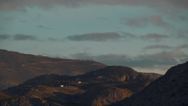 Την Αυγή Κάμερα Αποτυπώνει Μια Εκπληκτική Θέα Στους Λόφους Της — Αρχείο Βίντεο