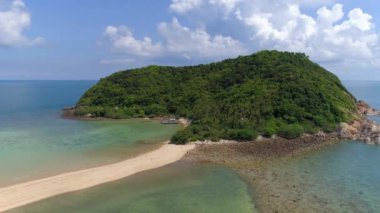 Koh Pha Ngan 'ın görkemli plajları, kristal berrak denizi ve Tayland' da nefes kesici manzarası..