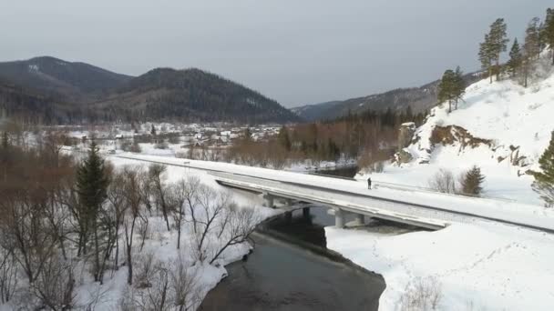 Rusya Sibirya Daki Kış Manzarası Nefes Kesici Karla Kaplı Tarlalar — Stok video