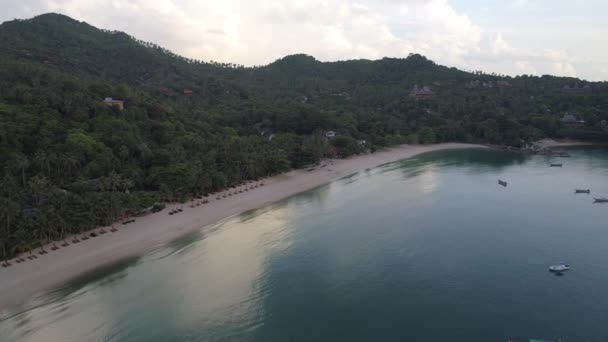 Upplev Skönheten Thailand Fantastiska Strand Och Fascinerande Solnedgång Denna Fängslande — Stockvideo