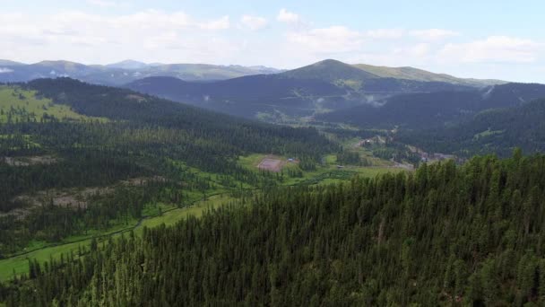Imagens Impressionantes Drones Capturam Beleza Natureza Uma Paisagem Montanhosa Tirar — Vídeo de Stock