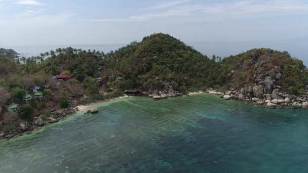 Потрясающий Вид Воздуха Тайский Пляж Коралловыми Лагунами Островом Захватывающей Зрелищностью — стоковое видео