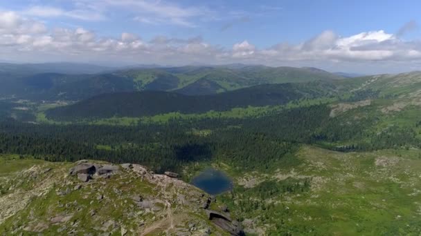 Prachtige Siberische Bergen Landschappen Van Bovenaf Vastgelegd — Stockvideo