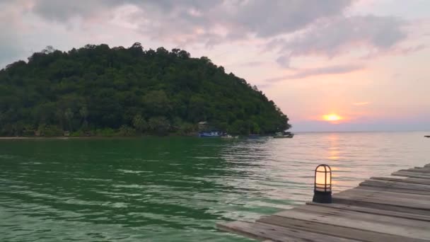 Захід Сонця Над Пляжем Перісія Кох Куді Таїланд Золоте Сонце — стокове відео