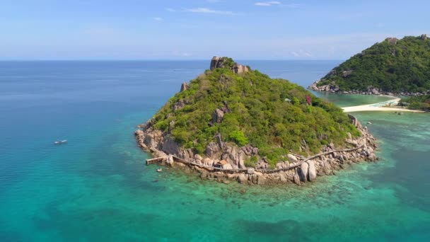 Prachtig Uitzicht Vanuit Lucht Thaise Eilanden Blauwe Zee Groene Landschappen — Stockvideo
