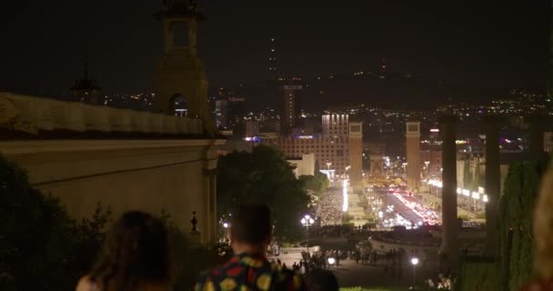 Barcelona Espanja Toukokuu 2023 Myöhään Illalla Joukko Ihmisiä Virtaa Alas — kuvapankkivideo