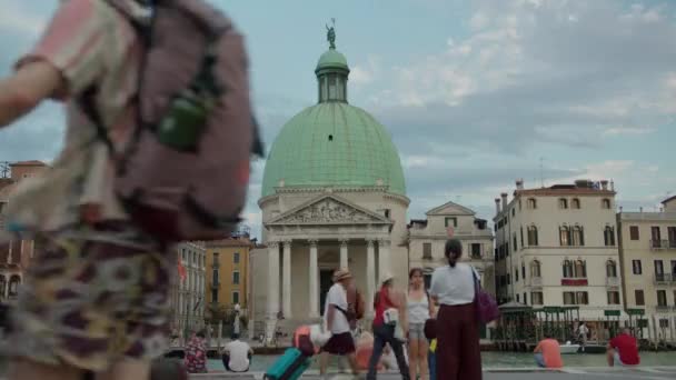 Venice Itália Julho 2023 Primeiro Plano Turistas Com Uma Câmera — Vídeo de Stock