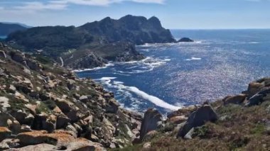 Mirador de Monteferro, Vigo, Galiçya, İspanya 'daki Fevkalade Punta Lameda Deniz Feneri Kilidi