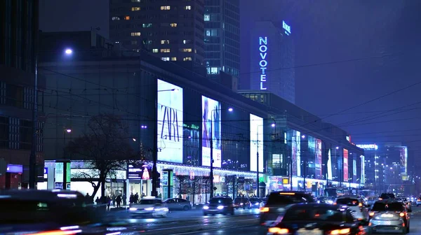 Warschau Polen November 2022 Abendliches Stadtleben Zentrum Von Warschau Autos — Stockfoto
