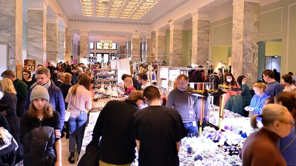 stock image Warsaw, Poland. 5 March 2023. Warsaw Mineral Expo 2023. People are looking and buying minerals and precious stones exhibited at the fair.