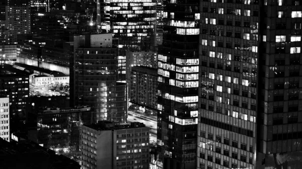 Blick Auf Nächtliche Glasgebäude Und Moderne Business Wolkenkratzer Blick Auf — Stockfoto
