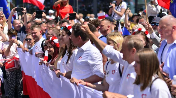 Varsovie Pologne Juin 2023 Donald Tusk Conduit Jusqu Demi Million — Photo