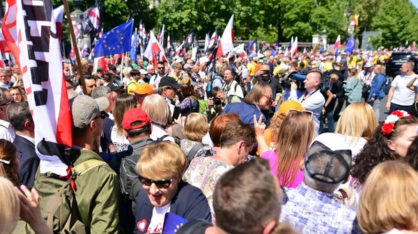 Warschau Polen Juni 2023 Honderdduizenden Marcheren Protest Tegen Regering Steun — Stockfoto
