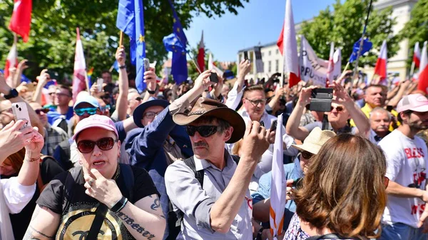 Warsaw Poland June 2023 Hundreds Thousands March Government Protest Show — Stock Photo, Image