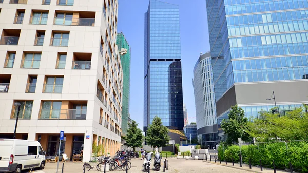 Varsavia Polonia Luglio 2023 Intorno Daszynski Grattacieli Nel Quartiere Finanziario — Foto Stock