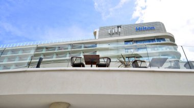 Swinoujscie, Polonya. 15 Ağustos 2023. Hilton Oteli 'nin manzarası. Temsilci Otel.