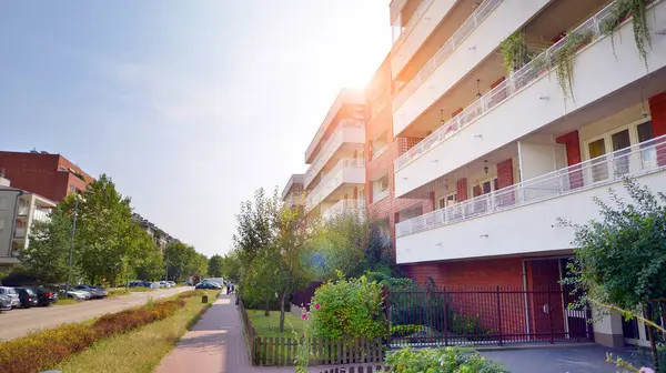 Stock image Warsaw, Poland. 24 August 2024. Ursynow district intensive residential developments in this modern residential buildings and wide streets with pedestrian and car traffic near Las Kabacki Forest.