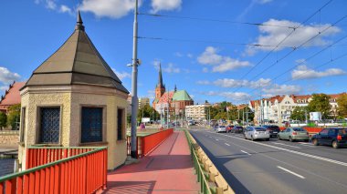 Szczecin, Polonya. 14 Eylül 2024. Batı Pomerania 'nın tarihi başkenti Odra Nehri kıyısında yer almaktadır..