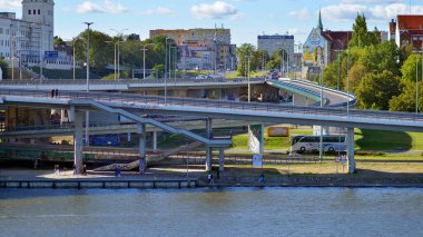 Szczecin, Polonya. 14 Eylül 2024. Şato ve tarihi ve modern mimari manzarası.  