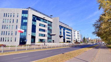 Varşova, Polonya. 27 Ekim 2024. Bölge Mahkemesi Warszawa Praga. Üzgün Okregowy Warszawa Praga.