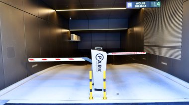 Warsaw, Poland. 21 September 2025. Automatic barrier at the entrance to the underground car park. The Form office building on Panska Street.