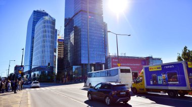Warsaw, Poland. 26 September 2025. Downtown street traffic. On Towarowa street on summer day. The area around Rondo Daszynskiego.