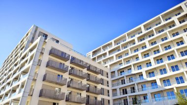 Yeni modern apartman bloğu, apartman mimarisi. Lüks konut kompleksi. Şehir gayrimenkul, 