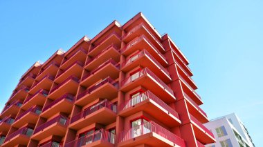 Yeni modern apartman bloğu, apartman mimarisi. Lüks konut kompleksi. Şehir gayrimenkul, 