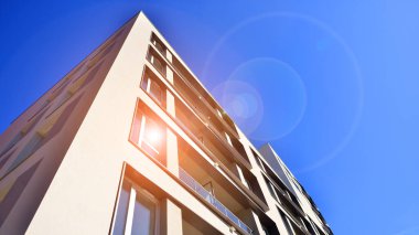 Yeni modern apartman bloğu, apartman mimarisi. Lüks konut kompleksi. Şehir gayrimenkul, 