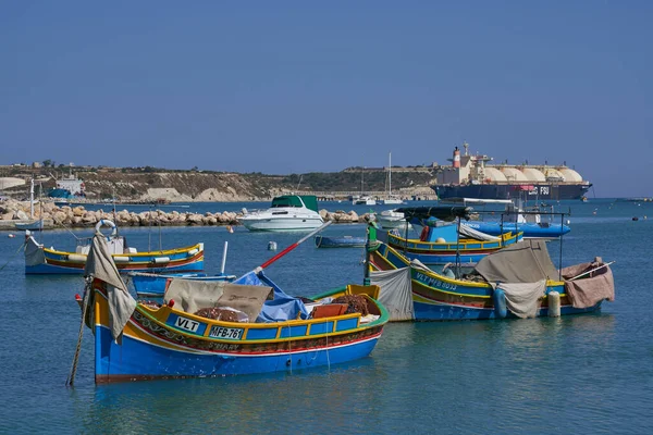 Marsaxlokk Malta Junho 2023 Barcos Pesca Tradicionais Porto Histórica Cidade — Fotografia de Stock