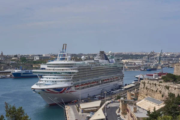 Valetta Malta Junio 2023 Gran Crucero Junto Gran Puerto Valeta — Foto de Stock