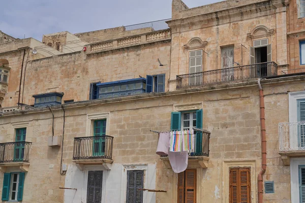 Valetta Malta June 2023 Historic Buildings Lining Narrow Streets City — Stock Photo, Image