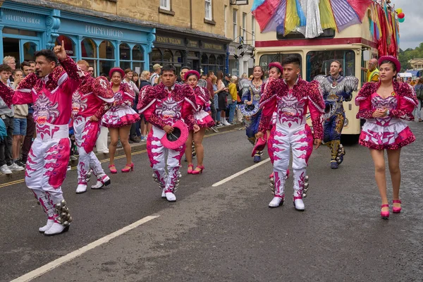 Bath England Velká Británie Července 2023 Caporales Tanečníci Ozdobných Kostýmech — Stock fotografie