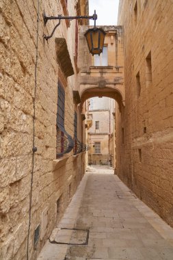 Rabat, Malta - 10 Haziran 2023: Malta 'daki tarihi güçlendirilmiş Rabat kentinde dar sokaklar