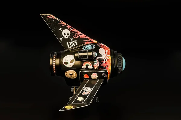 黒の背景の3Dイラストで隔離された宇宙船戦闘機 — ストック写真