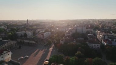 Ternopil, Ukrayna hava manzarası manzara, mimari ve kentsel tasarım gün doğumunda sergilenecek